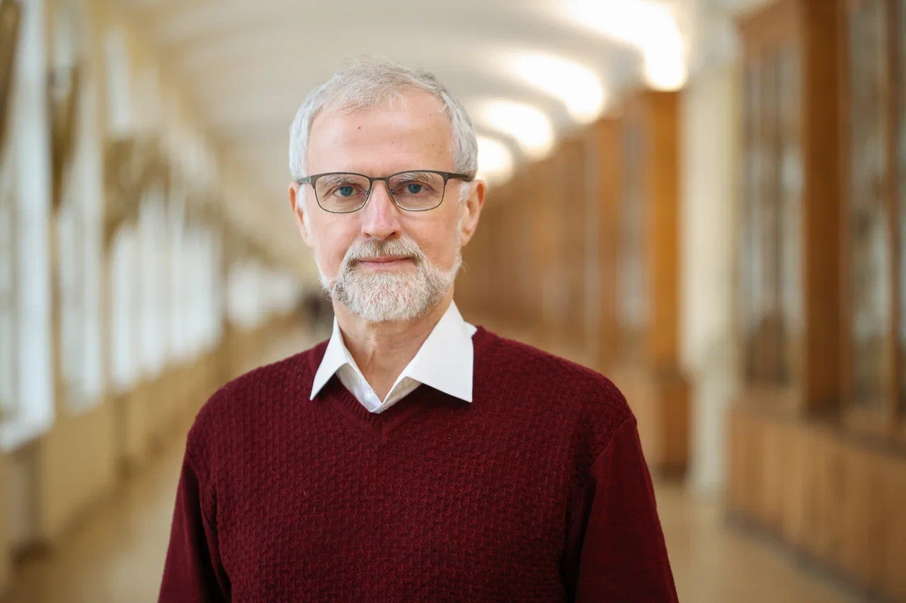 Роман Викторович Светлов